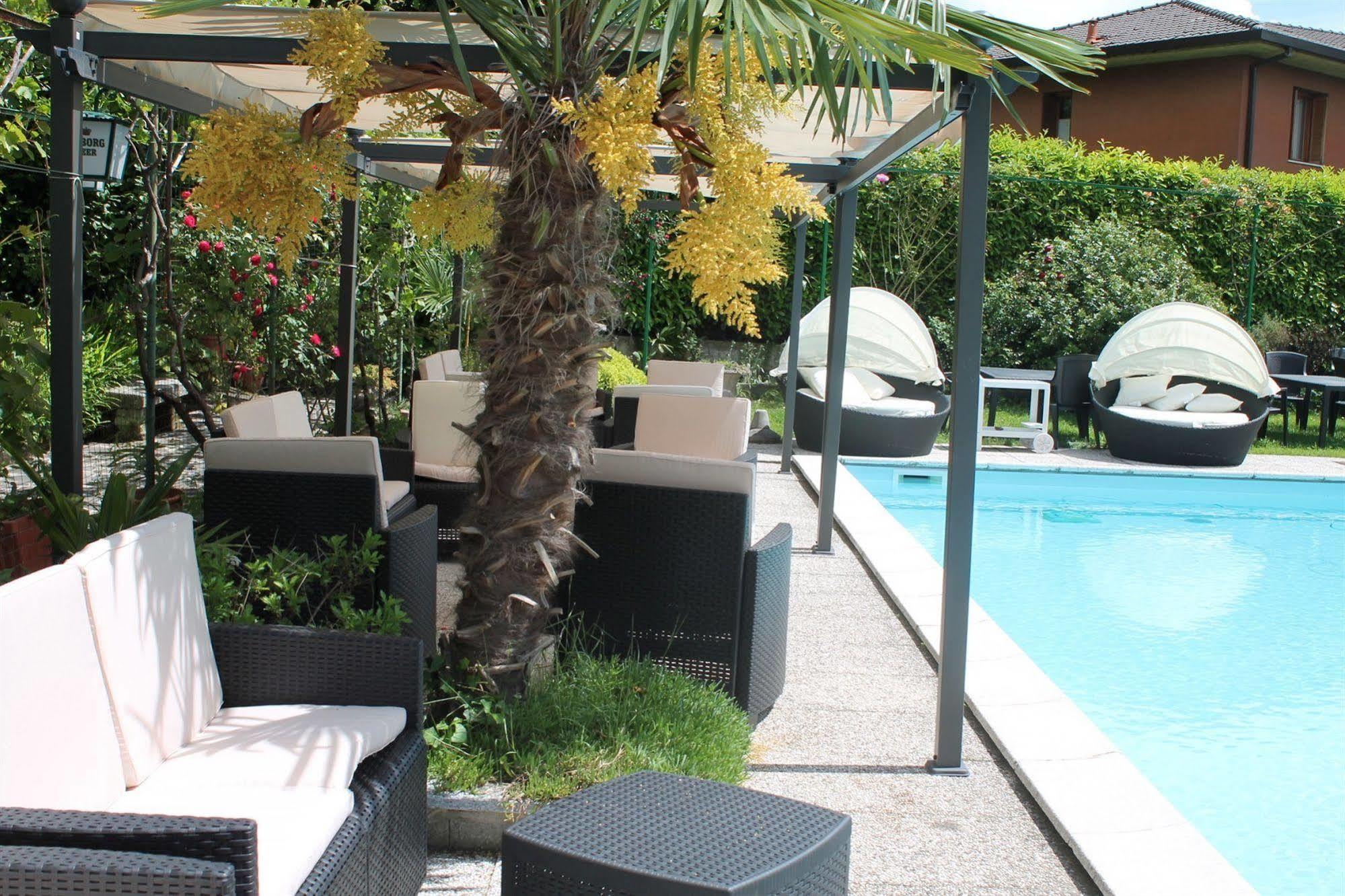 Albergo Paradiso Maccagno Exterior photo