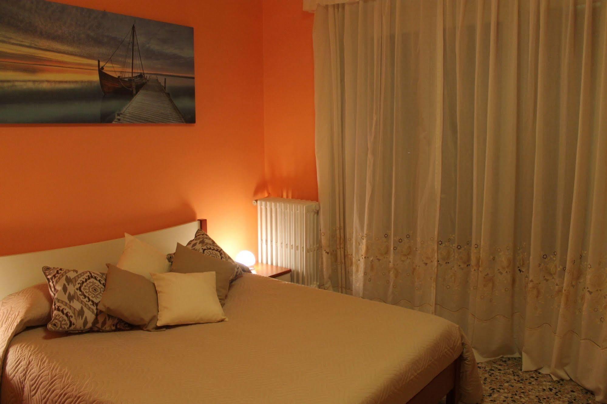 Albergo Paradiso Maccagno Exterior photo